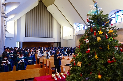 2019年度クリスマス礼拝を行いました – 和泉短期大学